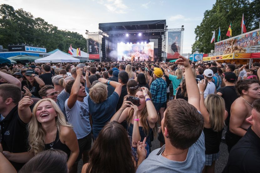 Live-Music-and-Travel